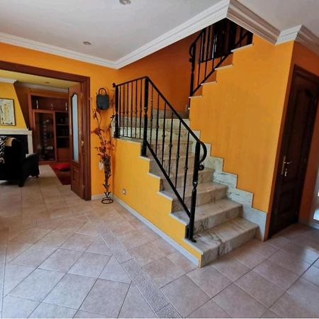 Villa Santa Ana 라레도 외부 사진